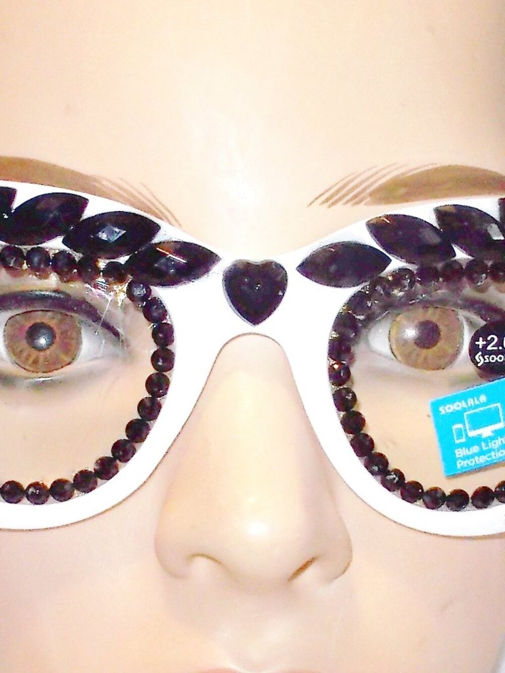 FABULOUS WHITE CATEYE RHINESTONE READING GLASSES 2.00 STRENGTH BLACK STONES!